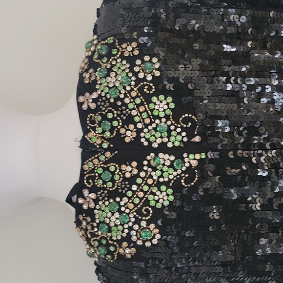 Mac Duggal Black Sequined Column Gown - Picture 13 of 16